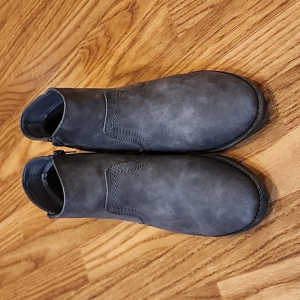 Gray boots!